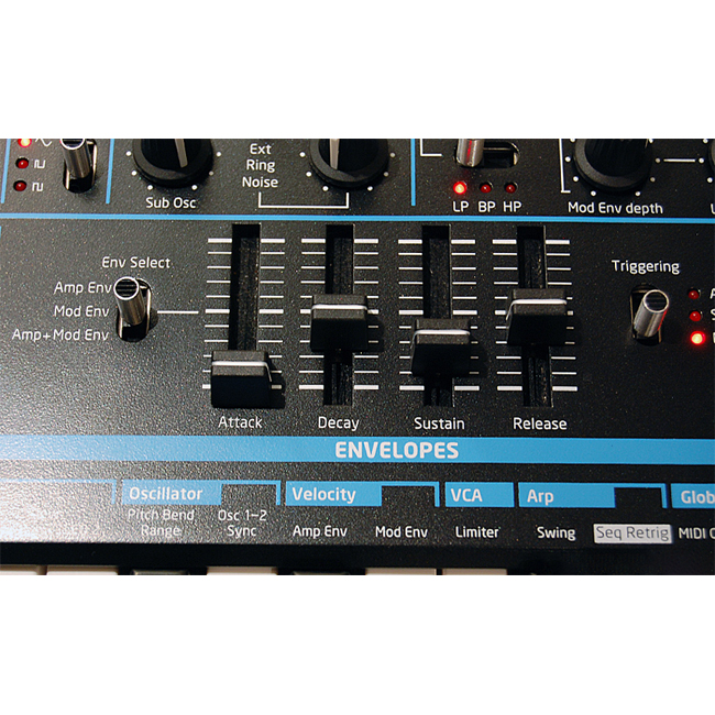 Novation-Bass-Station-II-Synthesizer-thong-audio-6