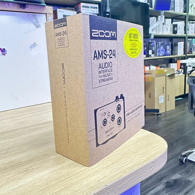 card-am-thanh-interface-zoom-ams24-mt1-thong-audio-1