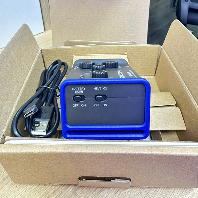 card-am-thanh-interface-zoom-ams24-mt1-thong-audio-5