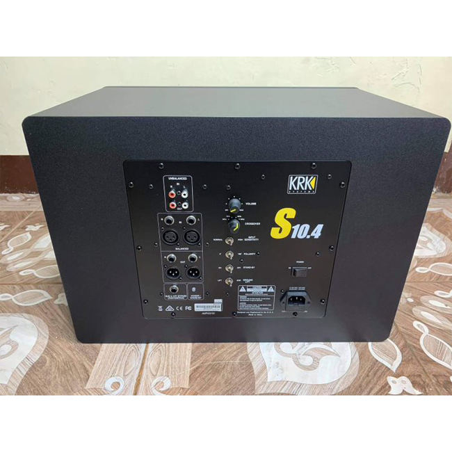 loa-sub-kiem-am-krk-s10-4-10inch-Powered-Studio-Subwoofer-thong-audio-1
