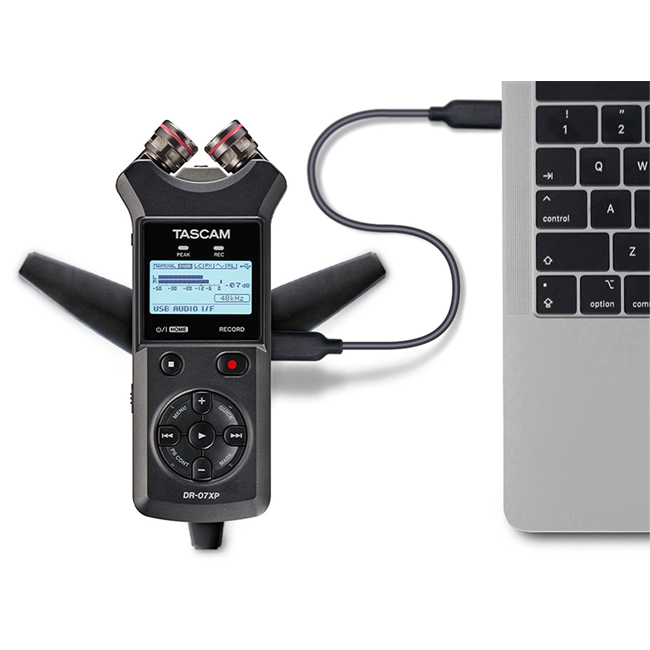 may-ghi-am-cam-tay-tascam-dr-07xa-Stereo-Handheld-Digital-Audio-Recorder-and-USB-Audio-Interface-thong-audio-8