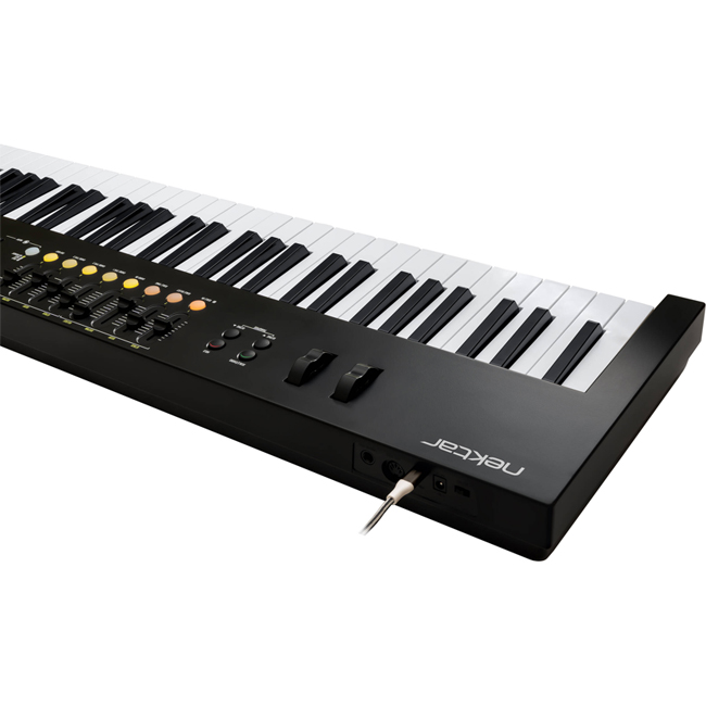 nektar-impact-lx81-mk3-midi-controller-keyboard-thong-audio-1