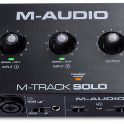 M-Track-Solo-Angle-Front-sound-card-thu-am-chuyen-nghiep-phong-thu-ca-nha-thong-audio