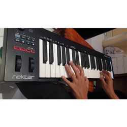 Nektar-impact-GX49-keyboard-controller-thong-audio-8