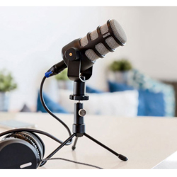 Rode-podmic-on-stand-micro-thu-am-podcast-dynamic-rode-podmic-thong-audio-4