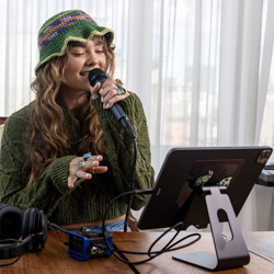 avatar-recorder-interface-zoom-ams22-soundcard-ams-22-sound-card-thu-am-chuyen-nghiep-audio-interface-livestream-thong-audio-5