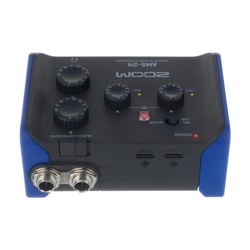 card-am-thanh-interface-zoom-ams24-mt3