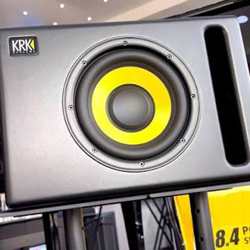 loa-sub-kiem-am-krk-s8-4-Powered-Studio-Subwoofer-thong-audio-3