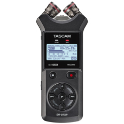 may-ghi-am-cam-tay-tascam-dr-07xa-Stereo-Handheld-Digital-Audio-Recorder-and-USB-Audio-Interface-thong-audio