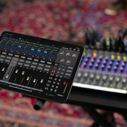 mixer-zoom-livetrak-l12next-ban-tron-am-thanh-zoom-live-trak-l12-next-thong-audio-15