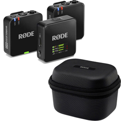 rode-charge-case-plus-pulling-out-of-bag-hop-sac-micro-rode-wireless-go-iii-go-ii-me-thong-audio-2